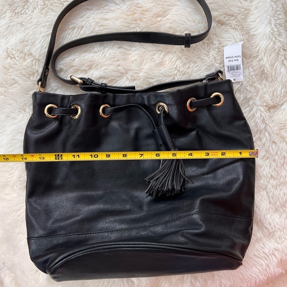 NWT Banana Republic Black Leather Crossbody Bucket Bag - Picture 7 of 9